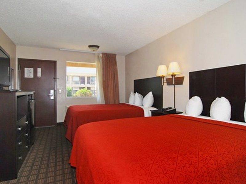 Red Roof Inn & Suites Oklahoma City Southwest Camera foto